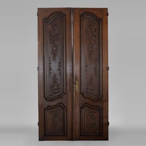 Double porte en chêne sculpté de style Napoléon III