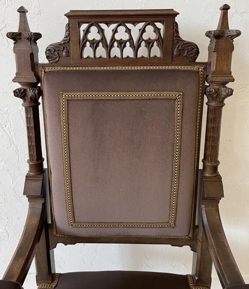 Paire de fauteuils Néo-Gothiques en noyer, XIXe siècle-2