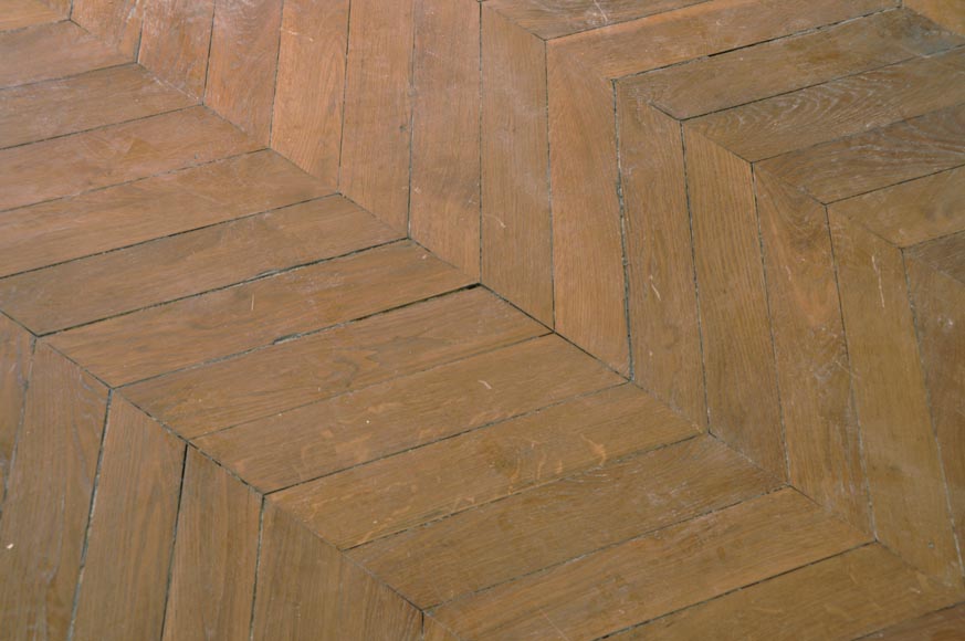 Lot de 15 m² de parquet ancien Point de Hongrie en chêne-0