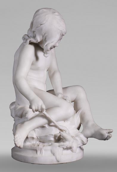 Auguste MOREAU (1834-1917) - Enfant jouant avec une écrevisse en marbre statuaire-1