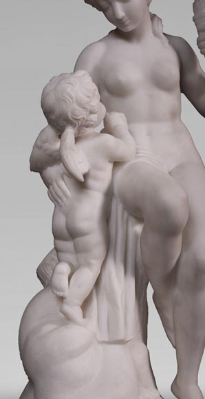 Etienne Maurice FALCONET (d'après) - Vénus retirant le carquois de Cupidon, en marbre de Carrare-7
