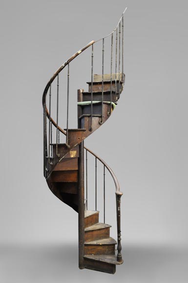 Rare escalier en colimaçon en chêne, XIXè siècle-0