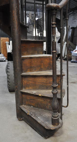 Rare escalier en colimaçon en chêne, XIXè siècle-2