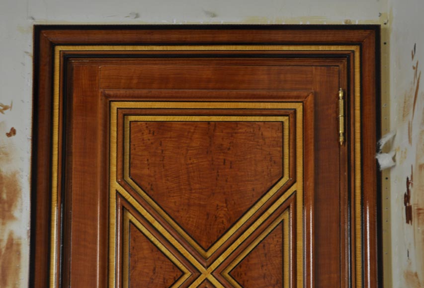 Paire de portes en trompe l'oeil de bois de style Art Déco, fin du XXe siècle -1