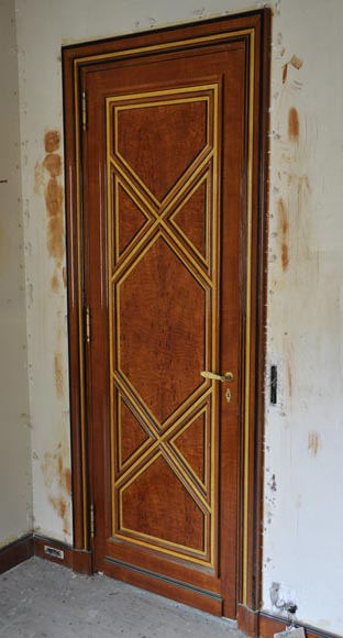 Paire de portes en trompe l'oeil de bois de style Art Déco, fin du XXe siècle -8