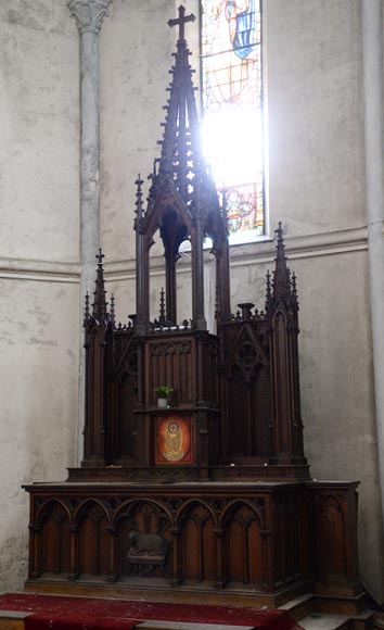 Grand autel d'église de style Néo-Gothique en chêne-5