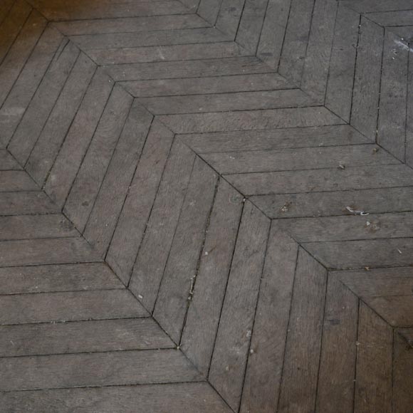 Lot de 10 m² de parquet ancien Point de Hongrie en chêne-0