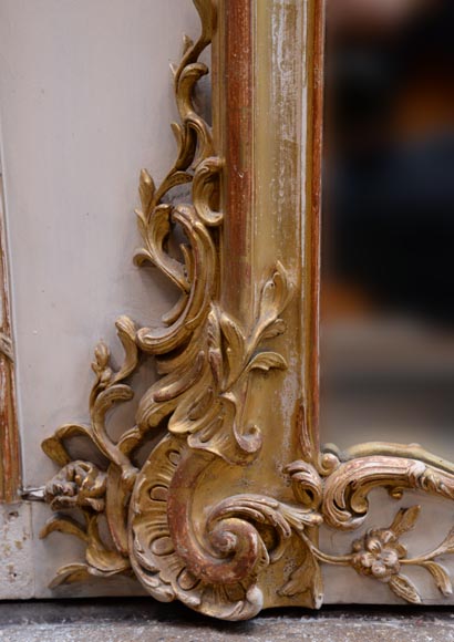 Très riche trumeau de style Louis XV en bois et stuc doré-7