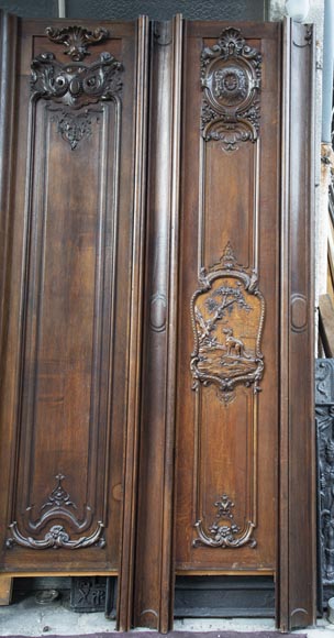 Important ensemble de panneaux de boiserie en chêne sculpté fin du XIXe siècle-11