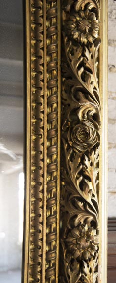 Grand trumeau ancien de style Napoléon III à décor de roses et de couronne de laurier-4