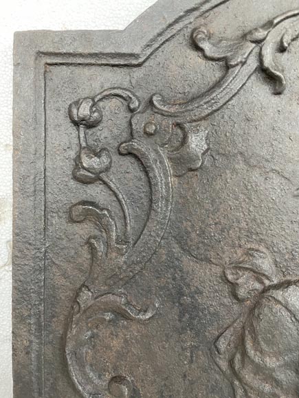 Plaque de cheminée en fonte de fer au buste de femme, XVIIIe siècle-2