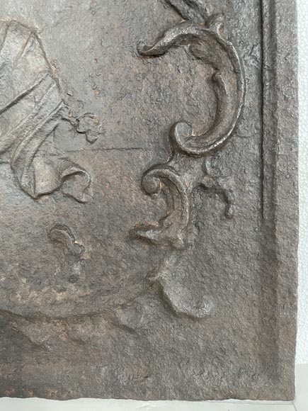 Plaque de cheminée en fonte de fer au buste de femme, XVIIIe siècle-7