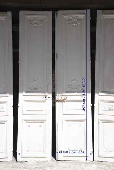 Ensemble de huit double-portes de style Napoléon III en chêne peint-16