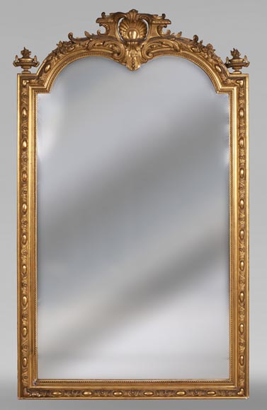 Trumeau ancien de style Napoléon III, en stuc doré et miroir biseauté-0