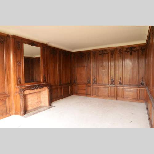 Boiserie en chêne sculpté style transition, 18è et 19è siècle.