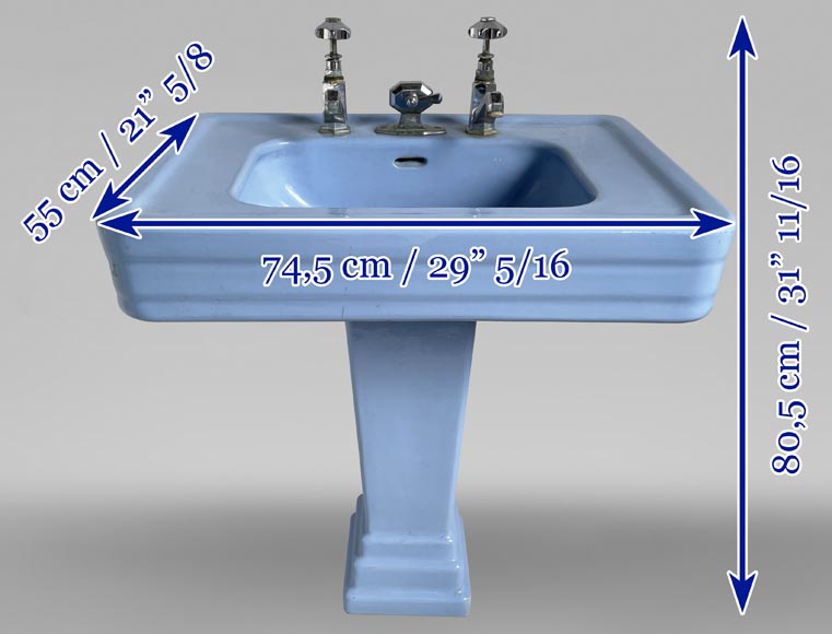 Lavabo bleu en faïence sur pied, années 50-8