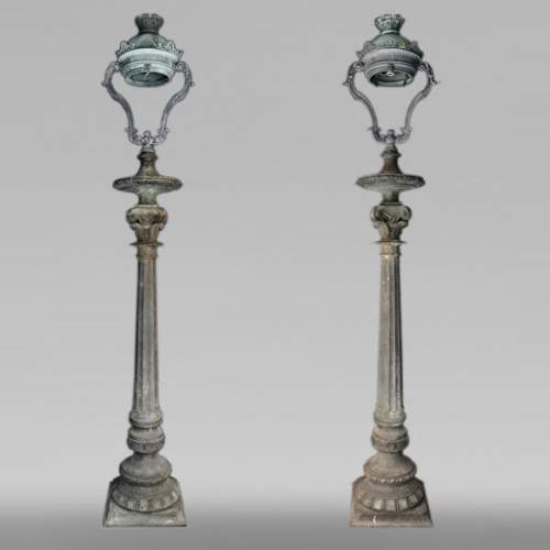 Importante paire de candélabres en bronze, 1868