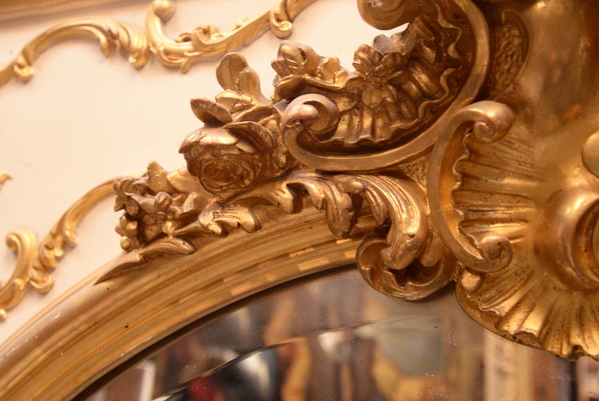 Trumeau de style Louis XV décor rocaille doré-2