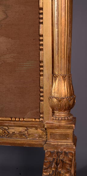 Pare-étincelle de style Louis XVI en bois doré et tapisserie d'Aubusson représentant une allégorie de la Musique-9