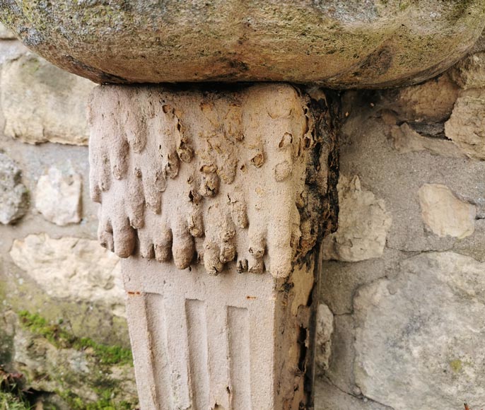 Fontaine murale en pierre de Saint Maximin, fin du XIXe siècle -5