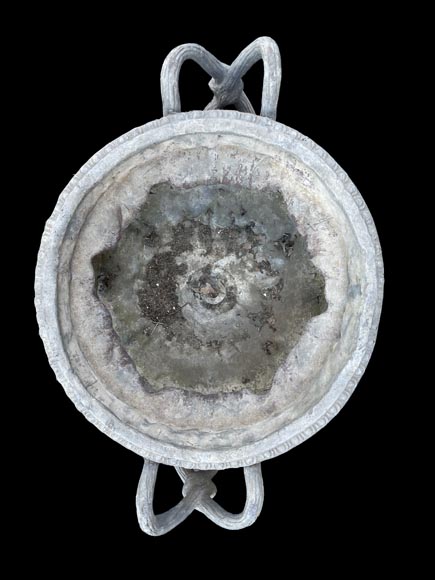 Paire de vases en plomb d'après le Vase de Warwick-7