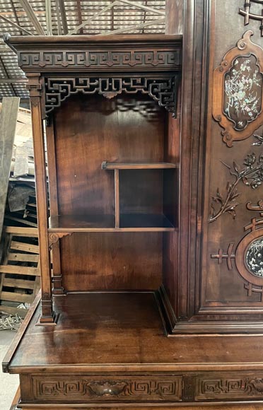 Gabriel VIARDOT, Meuble de présentation à décor incrusté de nacre, Deuxième moitié du XIXe siècle-5
