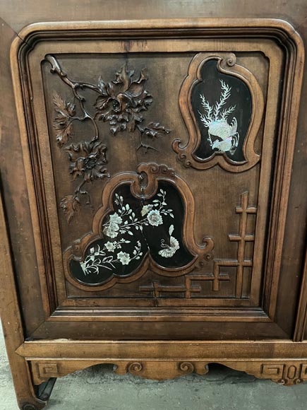 Gabriel VIARDOT, Meuble de présentation à décor incrusté de nacre, Deuxième moitié du XIXe siècle-14