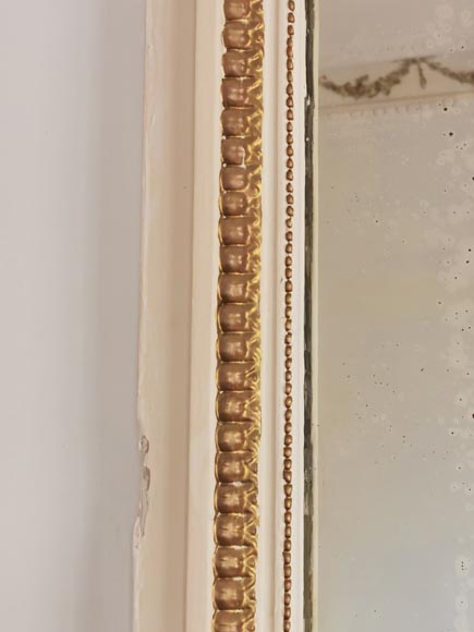 Trumeau de style Louis XVI au ruban et à la couronne de fleurs-5