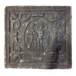Plaque de cheminée d'époque Renaissance en fonte ornée d'un médaillon 