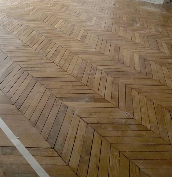 Lot de 13 m² de parquet ancien Point de Hongrie en chêne-1