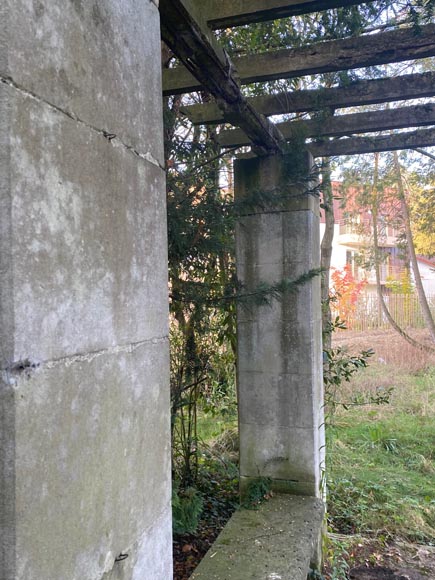 Structure en pierre aux colonnes, fin du XIXe siècle-5
