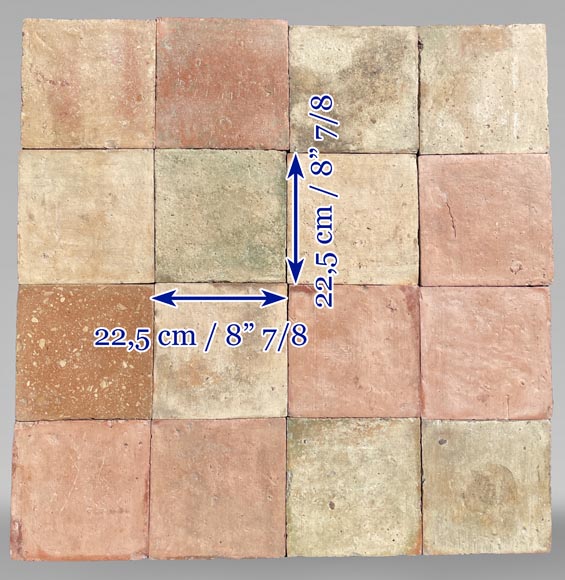 Lot d'environ 17 m² de tomettes carrées en terre cuite-5