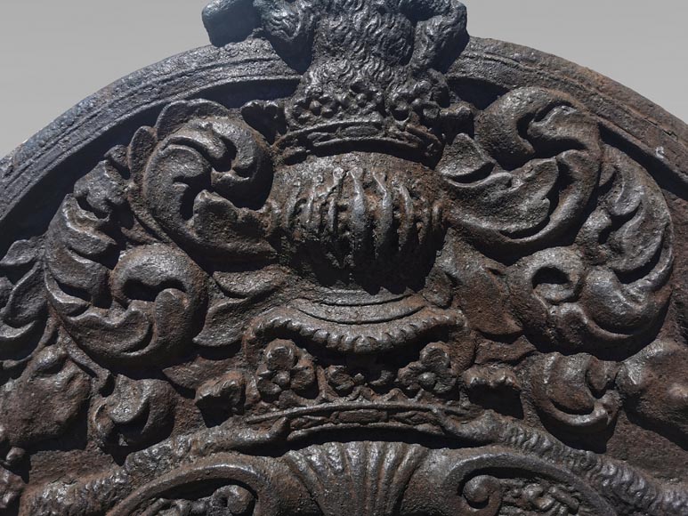 Belle plaque de cheminée ancienne aux armes d'Albert de Luynes, XVIIe siècle-2