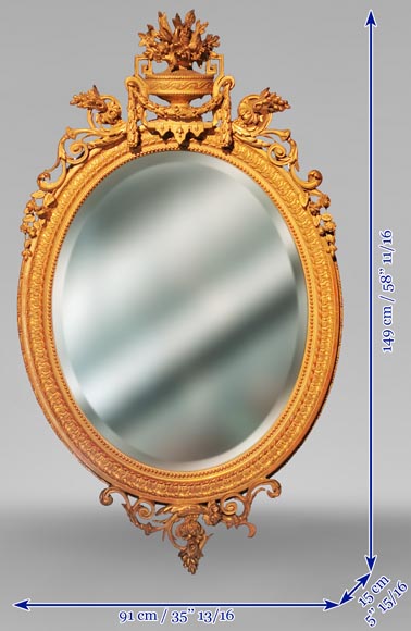 Miroir ovale en bois doré de style Louis XV au vase fleuri-5