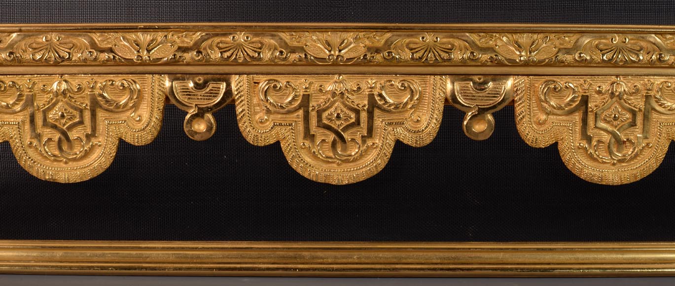 Pare-étincelle en bronze doré de style Napoléon III-6