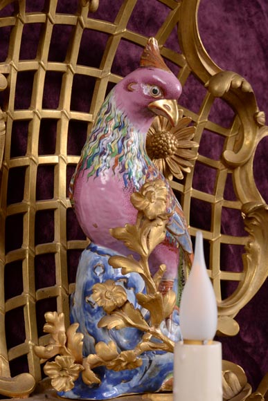 Manufacture Samson pour L'Escalier de Cristal, suite de quatre appliques au perroquet  de style Louis XV, après 1885-4