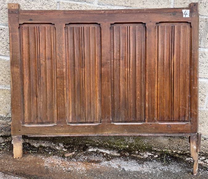 Ensemble de boiseries et sous bassement en chêne à décor plis de serviette-3