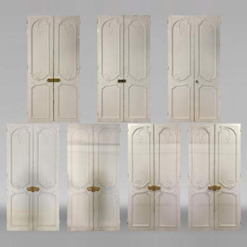 Important ensemble de 7 doubles portes de style Louis XV