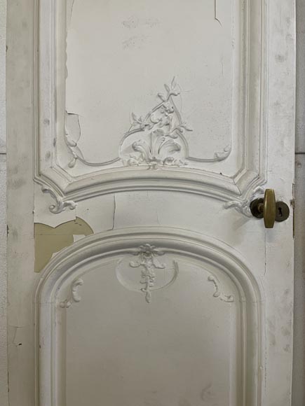 Exceptionnelle paire de double portes galbées de style Louis XV, décorées sur les deux faces-12