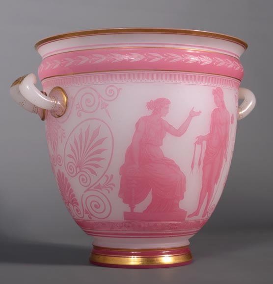 CRISTALLERIE DE BACCARAT, Vase de forme cratère Néo-Grec en cristal doublé et gravé à l’acide fluorhydrique, Exposition Universelle de 1867-4