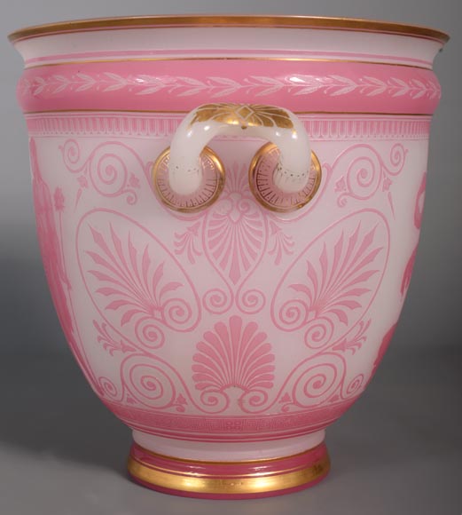 CRISTALLERIE DE BACCARAT, Vase de forme cratère Néo-Grec en cristal doublé et gravé à l’acide fluorhydrique, Exposition Universelle de 1867-5