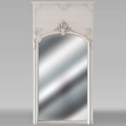 Trumeau de style Régence au décor de coquille