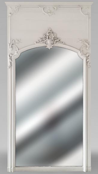 Trumeau de style Régence au décor de coquille-0