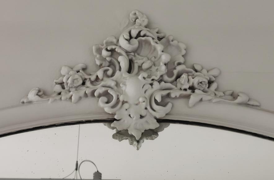 Trumeau de style Régence au décor de coquille-1