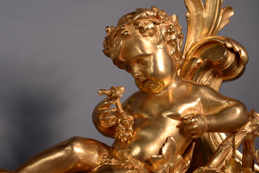 Paire de chenets Napoléon III en bronze doré représentant Vénus et Bacchus enfant -4