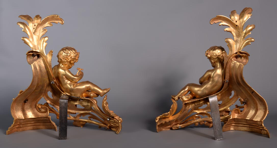 Paire de chenets Napoléon III en bronze doré représentant Vénus et Bacchus enfant -8