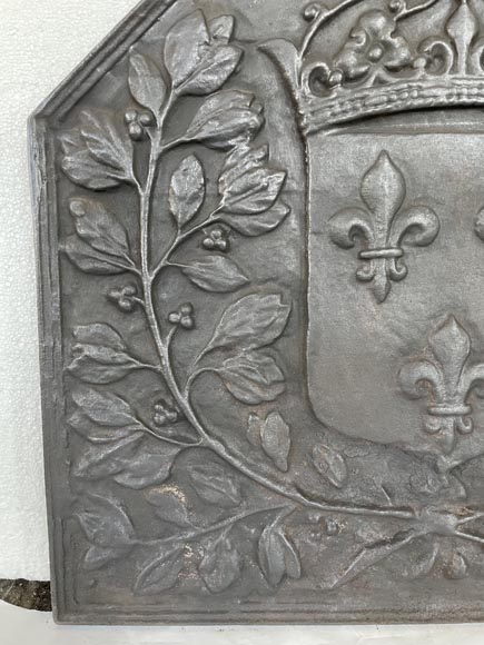 Plaque de cheminée moderne aux armes de France -2