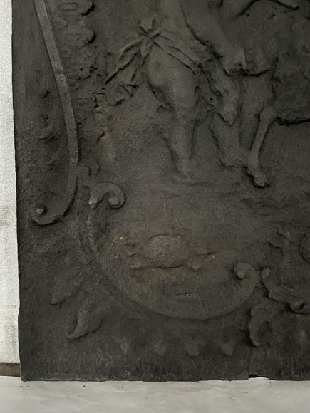 Plaque de cheminée de style louis XV représentant Aphrodite Pandemos-3