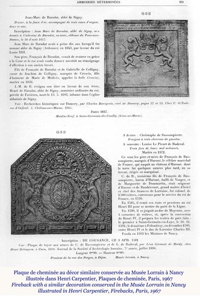 Plaque de cheminée aux armoiries effacées soutenues par des lévriers, XIXe siècle-1