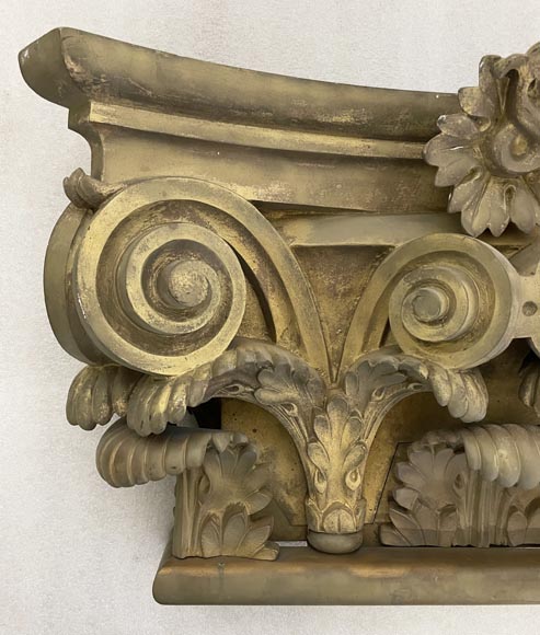 Gaston de PONTALBA - Ensemble de huit chapiteaux composites et de bases de pilastres en bronze doré, 1853-5